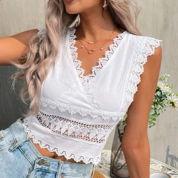 White crop top zipper back - Picture 4 of 5